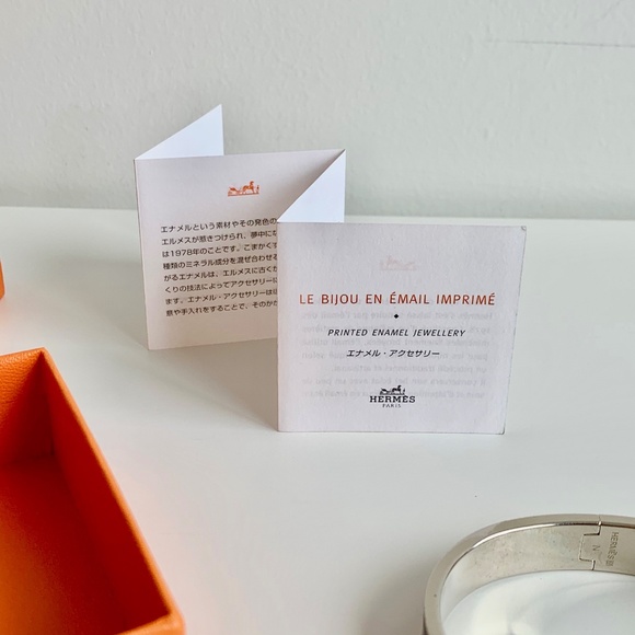 Hermes Click Silver and Black H Bracelet - Picture 8 of 11